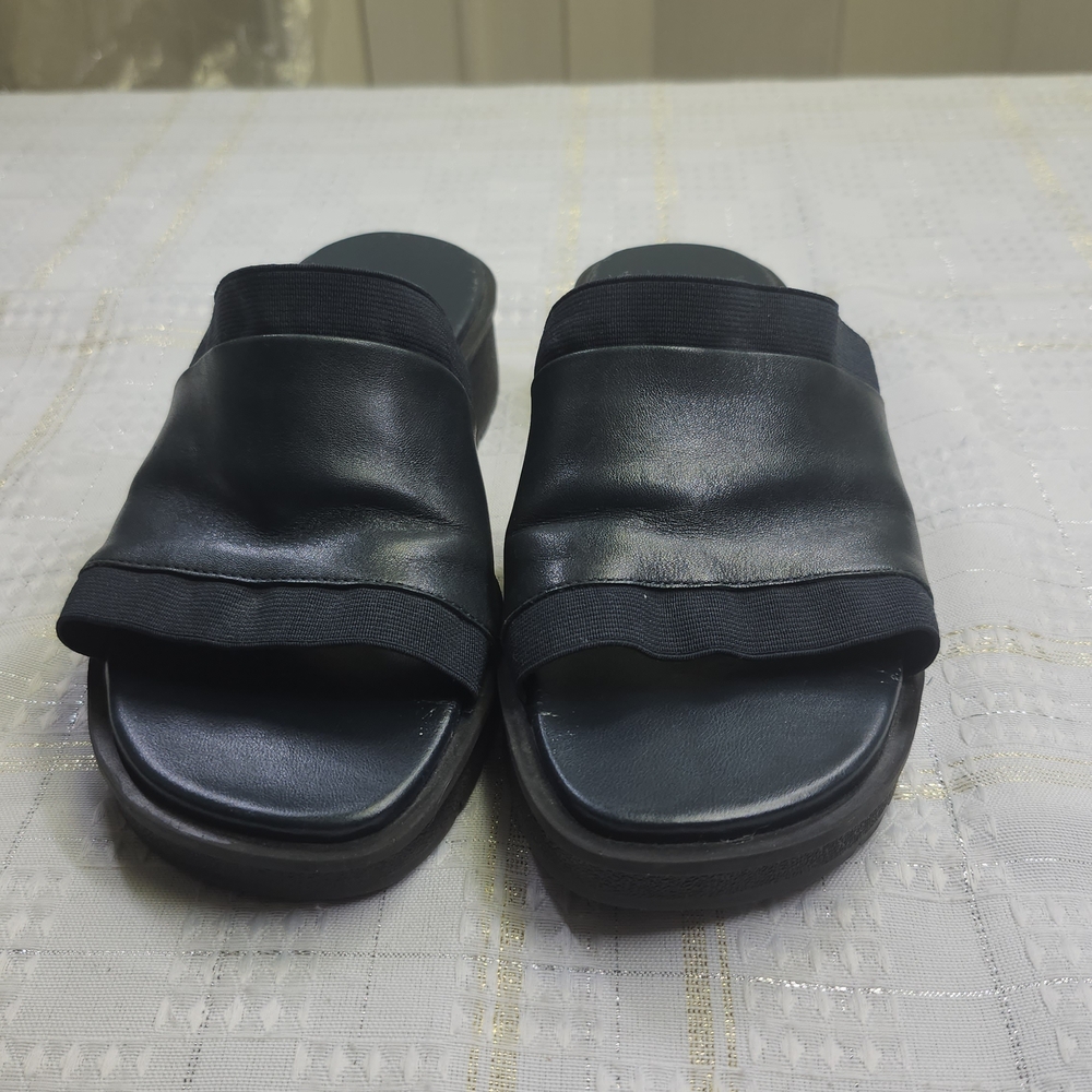 Women's Black Slide Sandals with Padded Upper
